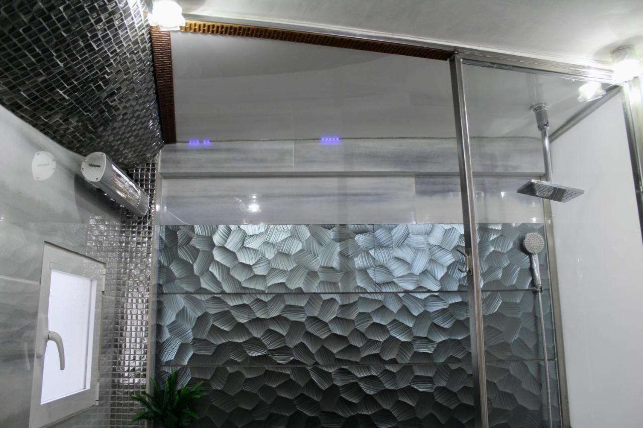 Wish Suite San Benito De Sevilla Seville Exterior photo