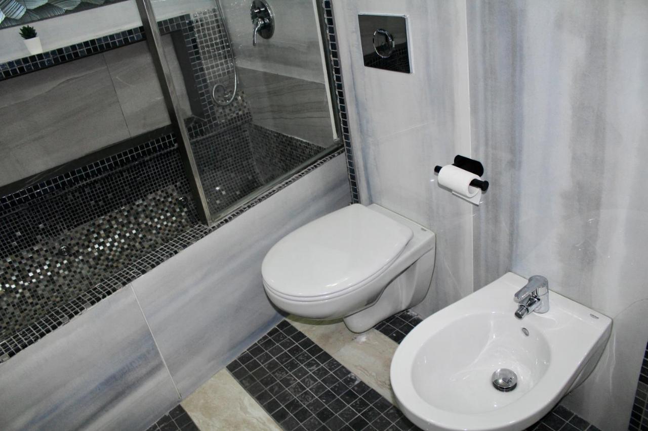 Wish Suite San Benito De Sevilla Seville Exterior photo